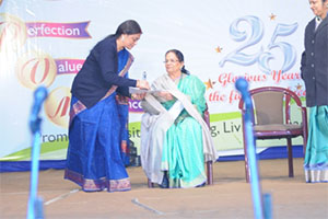 Mrs. Neerja Singh